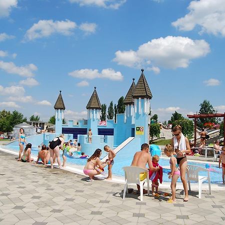 Termal Kemping Apartmanok ทิสเซาอีแวรอช ภายนอก รูปภาพ
