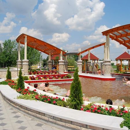Termal Kemping Apartmanok ทิสเซาอีแวรอช ภายนอก รูปภาพ