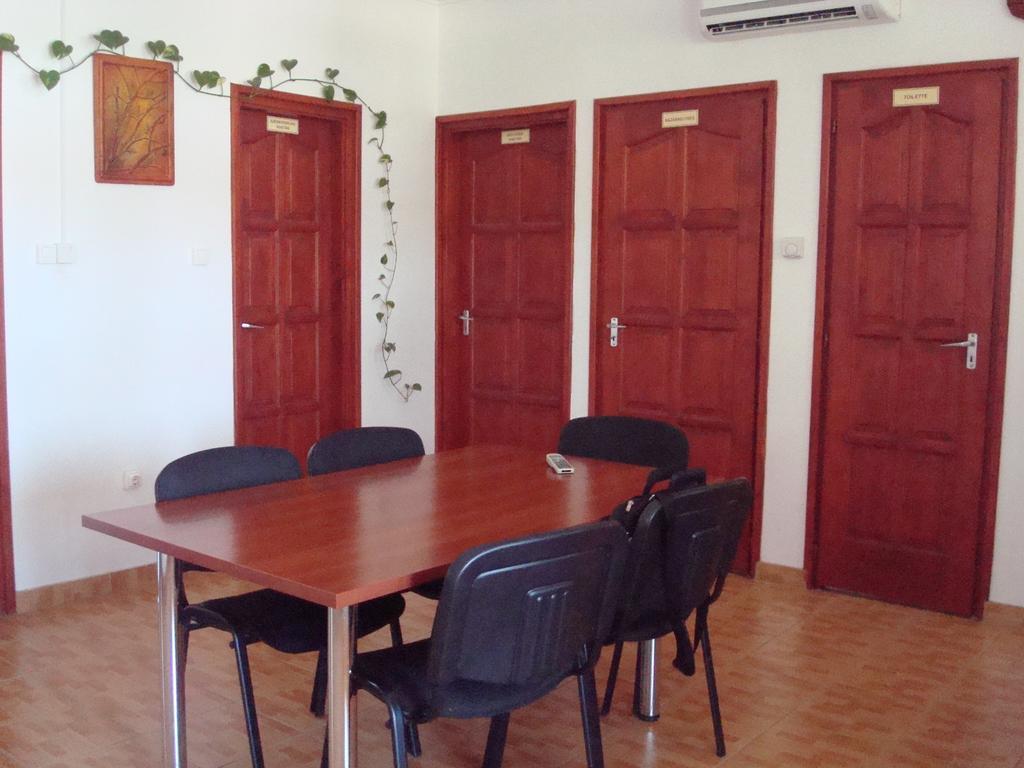 Termal Kemping Apartmanok ทิสเซาอีแวรอช ภายนอก รูปภาพ